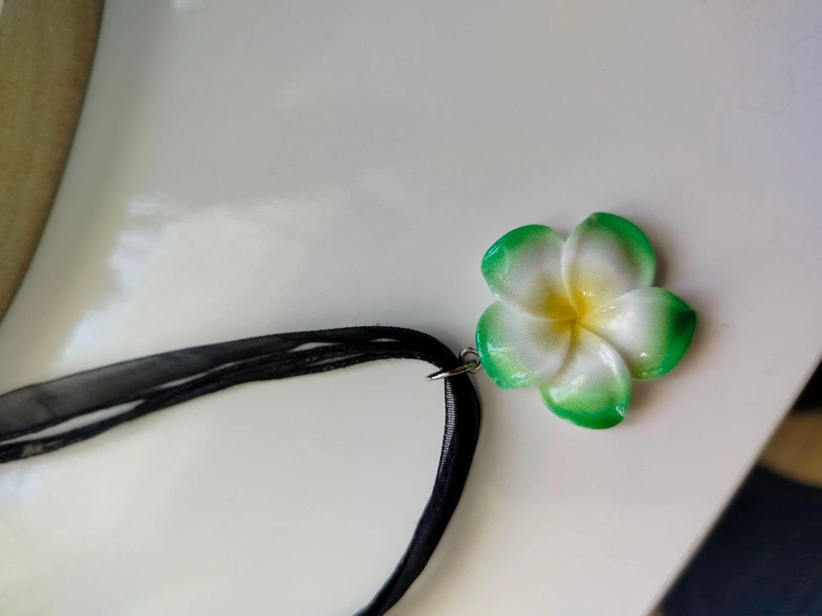 Green white exotic flower necklace bohemian summer trend fashion jewelry – photo 3